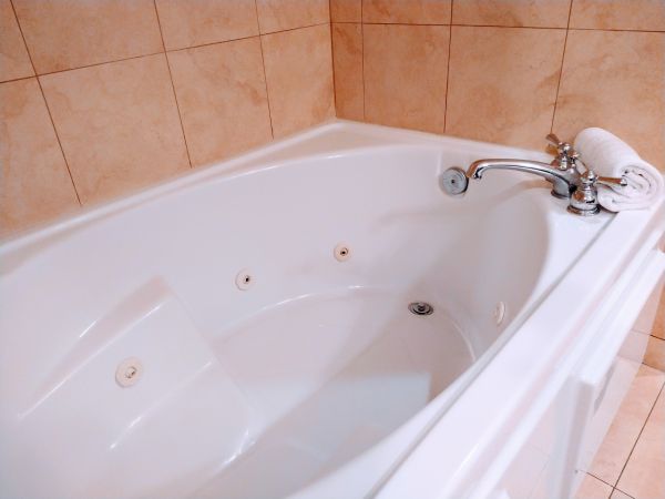Acrylic Tub Installation in Commerce City